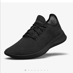 Allbirds tree runner “jet black”